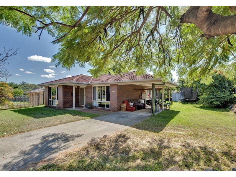 80 Federation Drive, Hillcrest QLD 4118