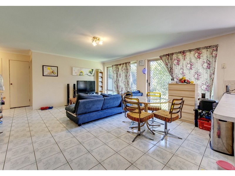 80 Federation Drive, Hillcrest QLD 4118