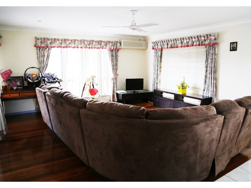 11 Balgowan Street, Richlands QLD 4077