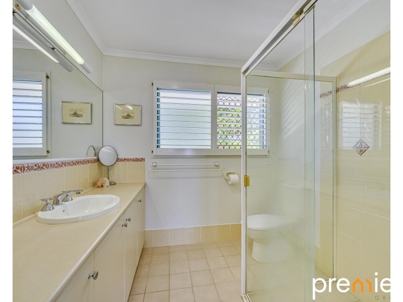 6 Dann Court, Collingwood Park QLD 4301