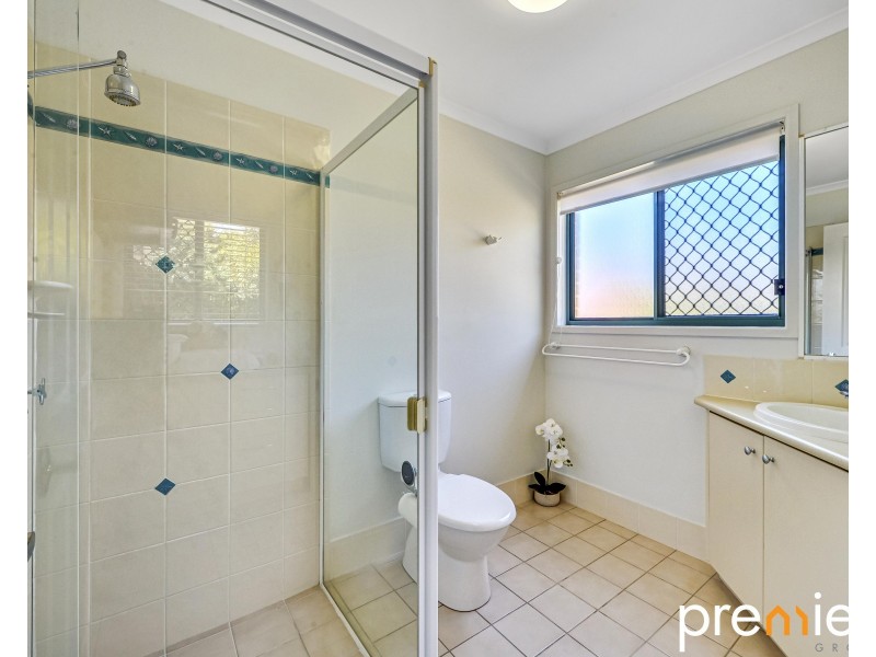 6 Dann Court, Collingwood Park QLD 4301
