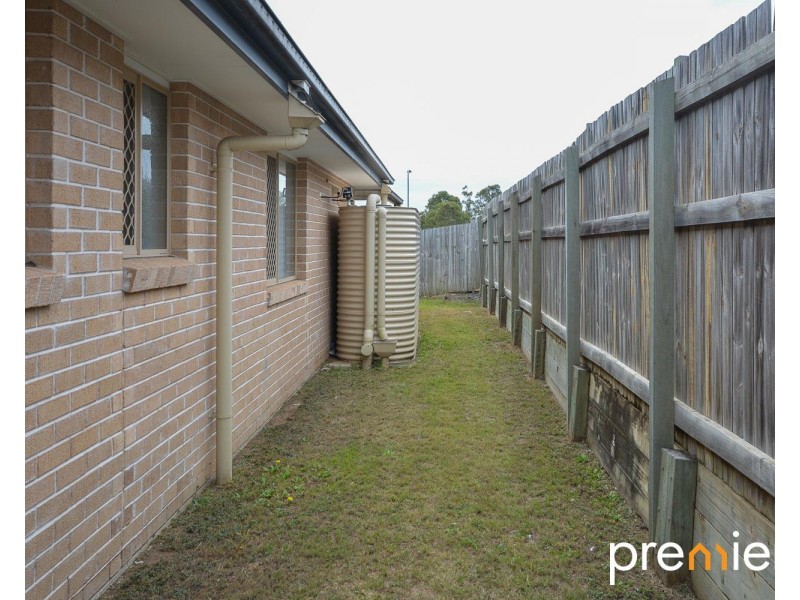 10 Pleasant Drive, Redbank Plains QLD 4301