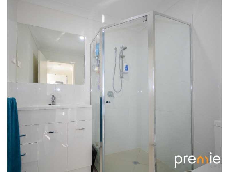 5 Hopkins Close, Redbank Plains QLD 4301