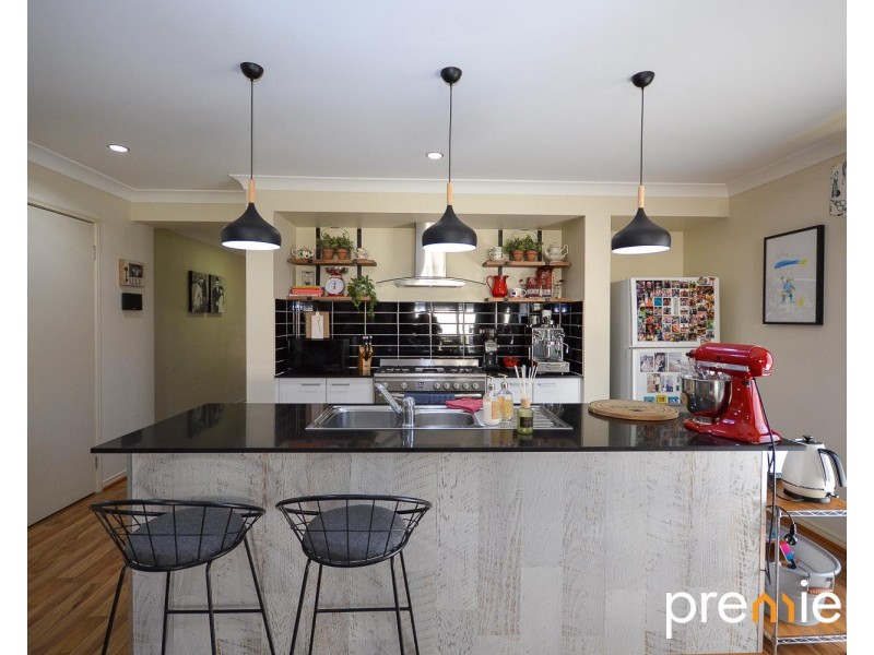 225 Jones Road, Bellbird Park QLD 4300