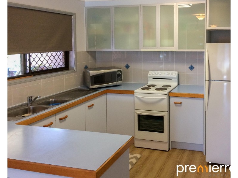 10 Verbena Close, Yamanto QLD 4305