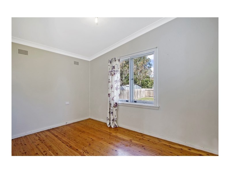 184 Woodstock Avenue, Whalan NSW 2770