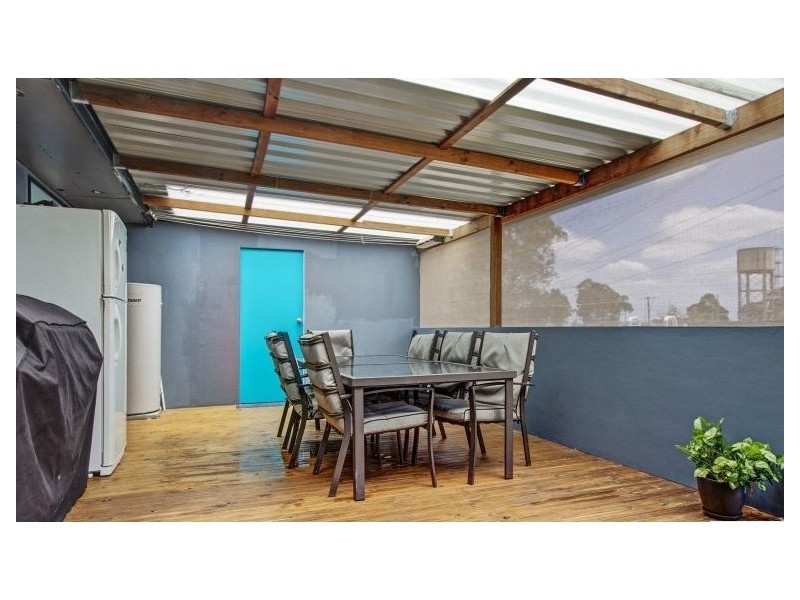 30 Lucena Crescent, Lethbridge Park NSW 2770