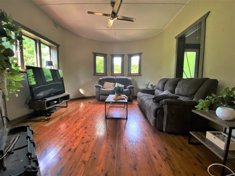 116 Old Bells Line of Road, Kurrajong NSW 2758