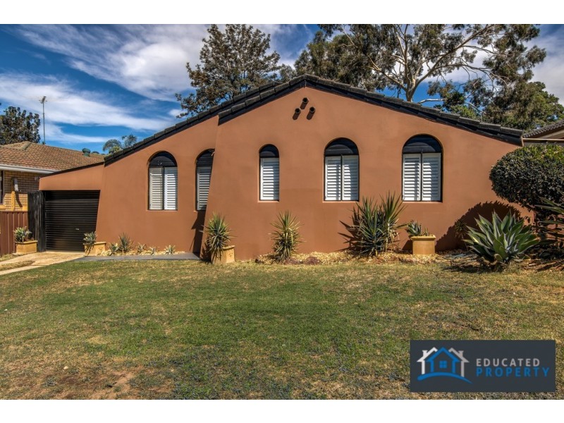 16 Colson Crescent, Werrington County NSW 2747