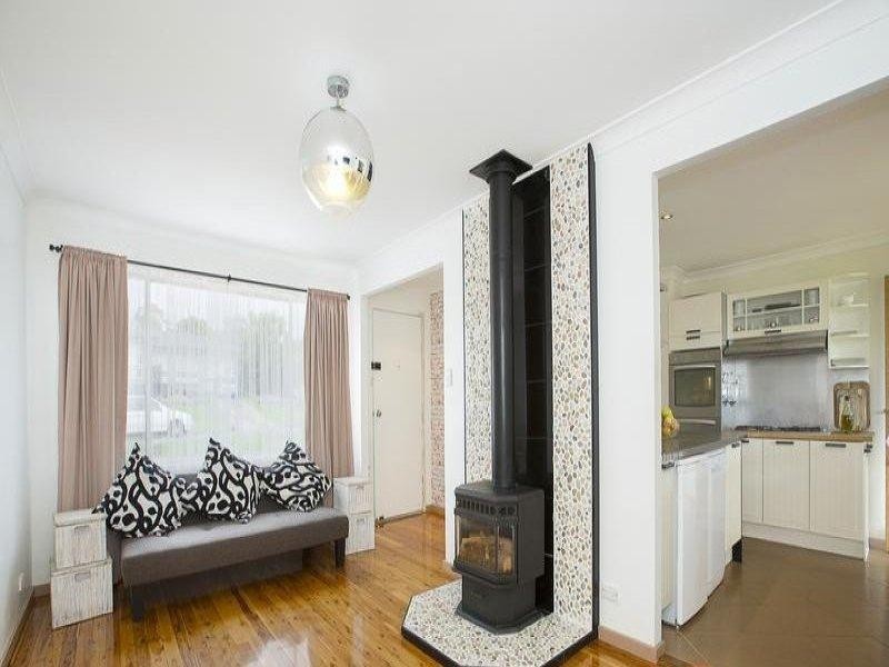 11 Robinson Road, Cranebrook NSW 2749