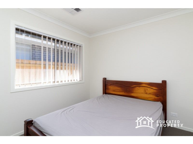 10 Romney Street, Elderslie NSW 2570