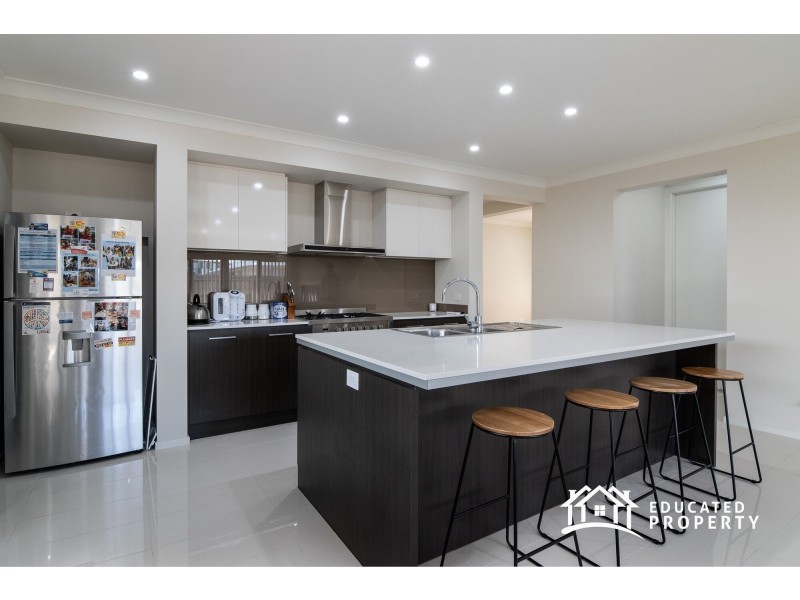 10 Romney Street, Elderslie NSW 2570