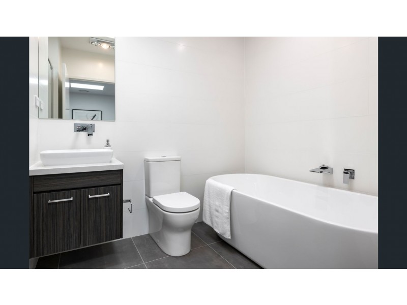 LOT 422 Central Avenue, Oran Park NSW 2570