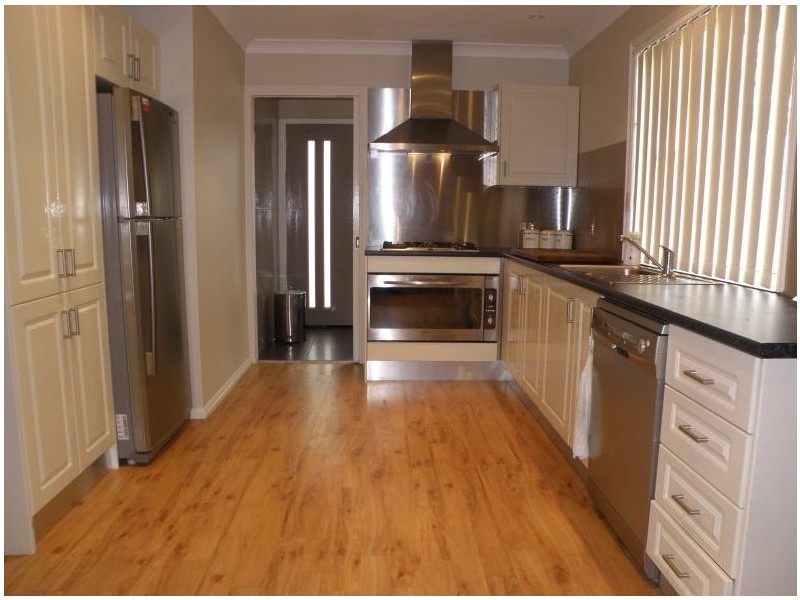 2/134 Oxford Street, Cambridge Park NSW 2747