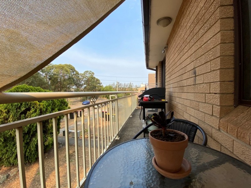 2/8 Railway Street, Werrington NSW 2747