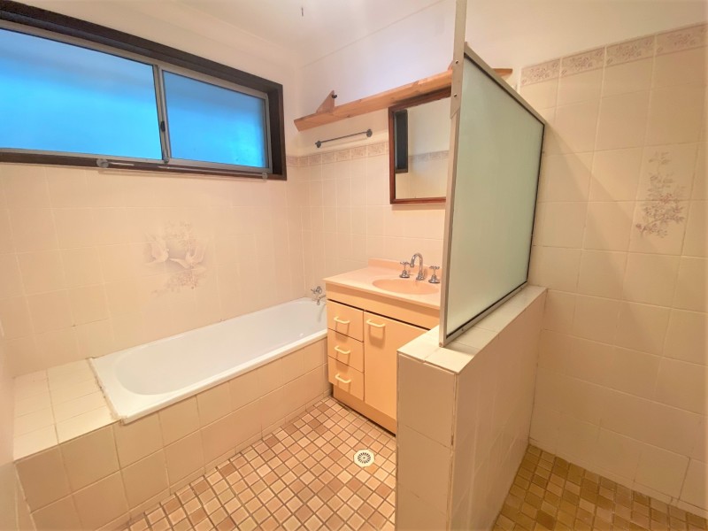 51 Douglas Street, Springwood NSW 2777