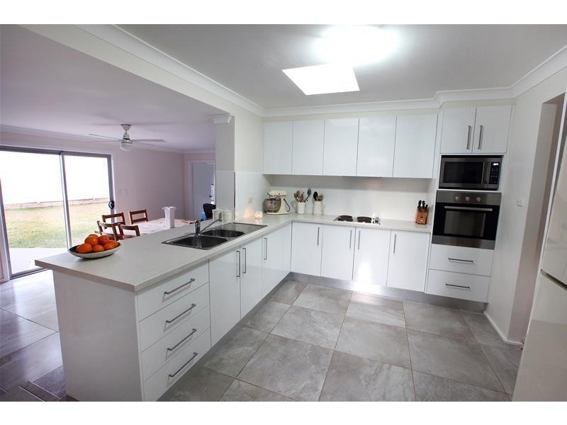 5 CORBIN AVENUE, South Penrith NSW 2750