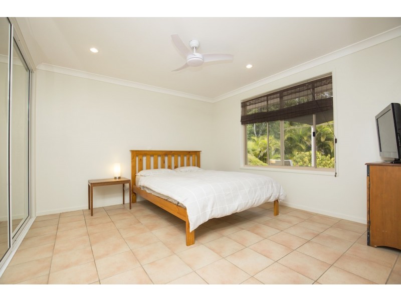 186 Sylvan Drive, Moore Park Beach QLD 4670