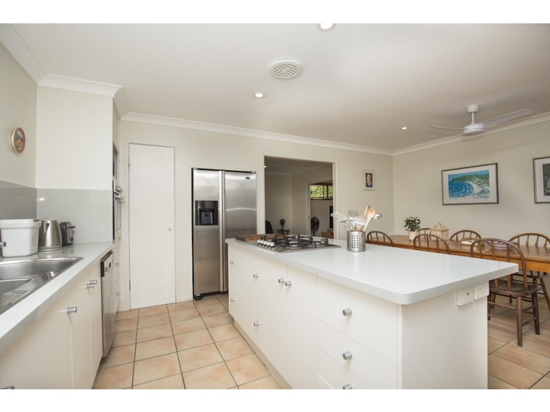 186 Sylvan Drive, Moore Park Beach QLD 4670