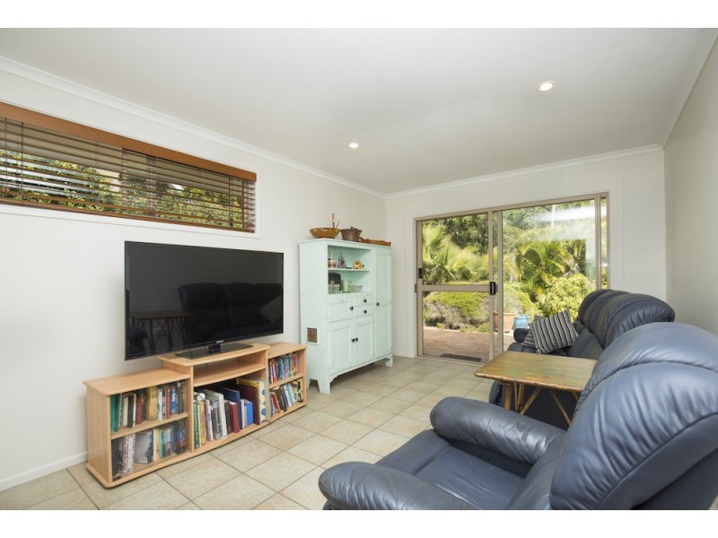 186 Sylvan Drive, Moore Park Beach QLD 4670