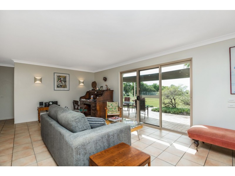 186 Sylvan Drive, Moore Park Beach QLD 4670