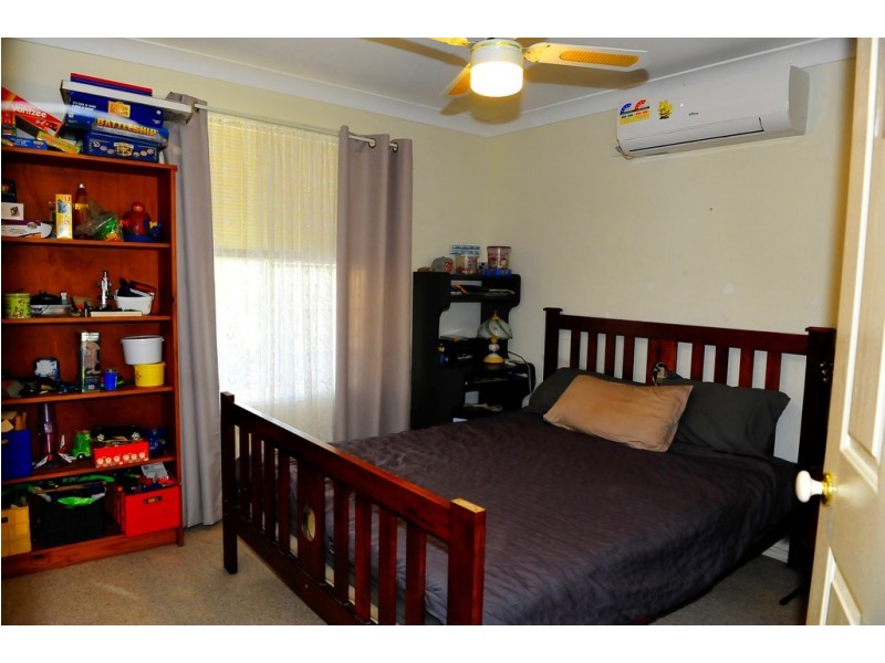 57 Phar Lap Parade, Branyan QLD 4670