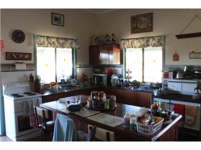2592 Gin Gin Mt Perry rd, New Moonta QLD 4671