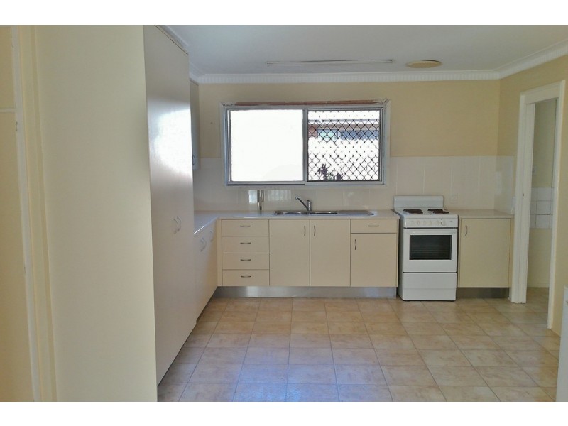 30 The Esplanade, Elliott Heads QLD 4670