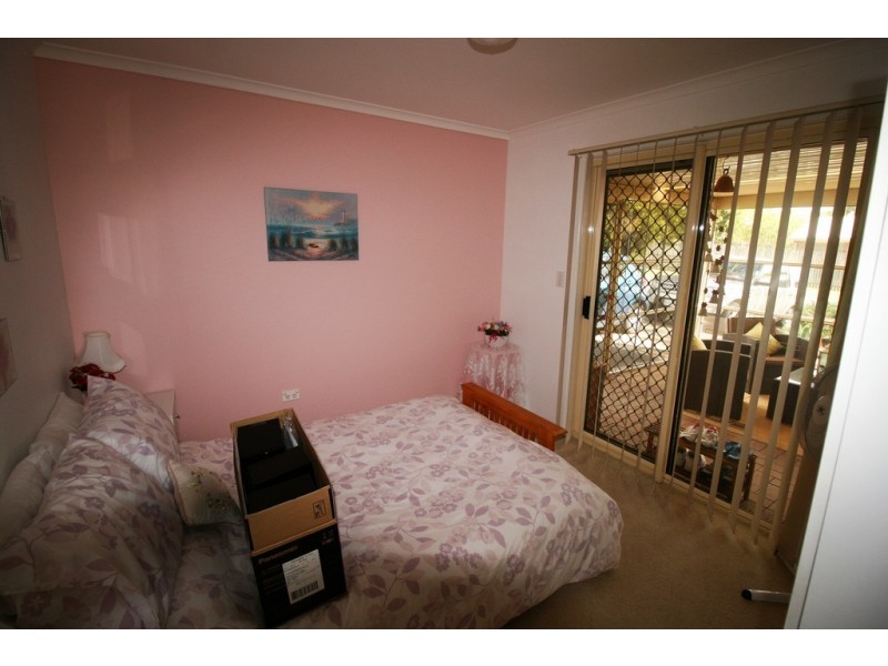 15 Swan Dr, Kalkie QLD 4670