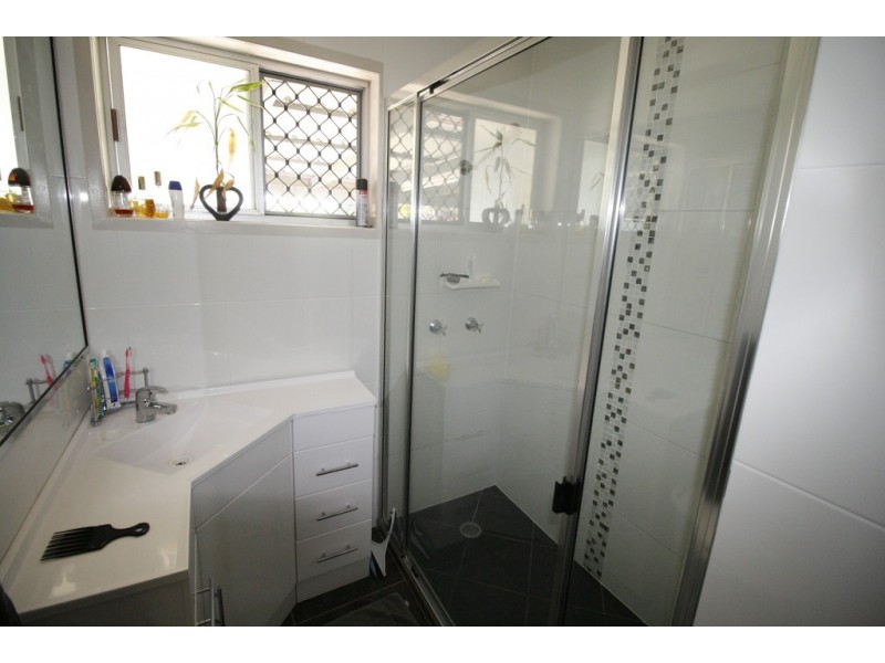 19 Russell St, Bundaberg North QLD 4670