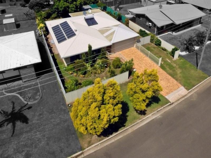 39 Sunset Dr, Thabeban QLD 4670