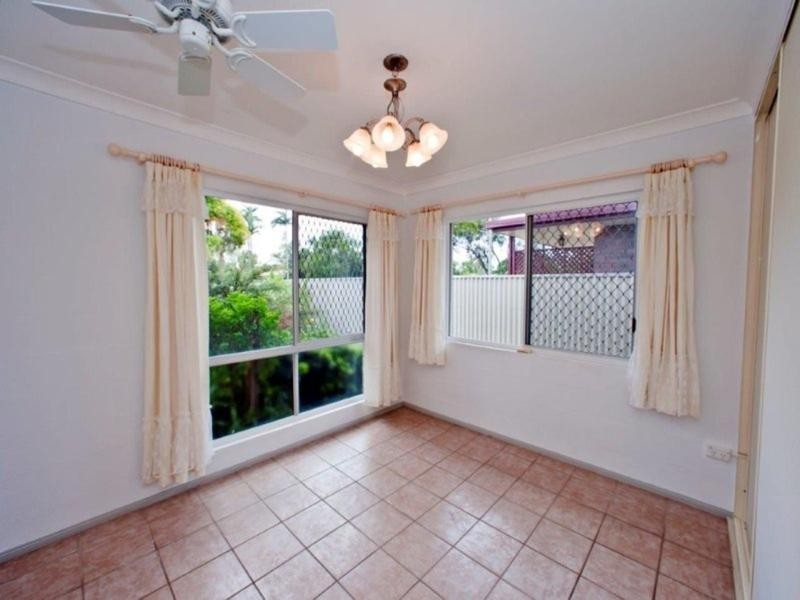 39 Sunset Dr, Thabeban QLD 4670