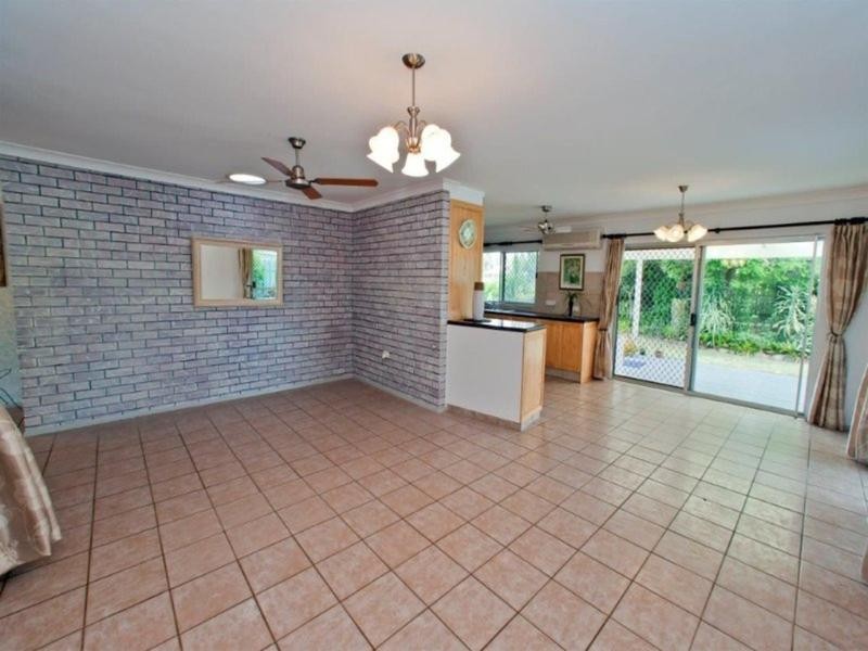39 Sunset Dr, Thabeban QLD 4670