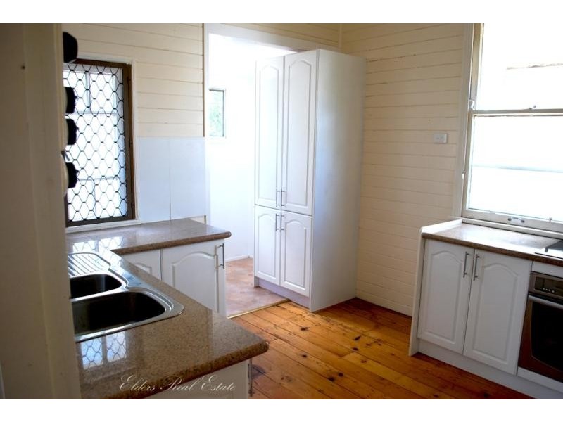 2 Bell St, Bundaberg South QLD 4670