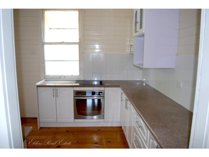 2 Bell St, Bundaberg South QLD 4670