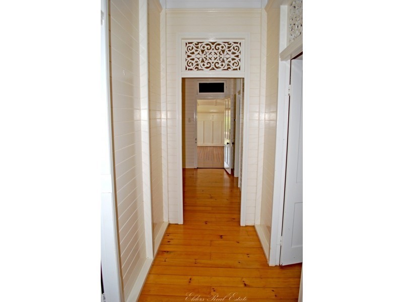 2 Bell St, Bundaberg South QLD 4670