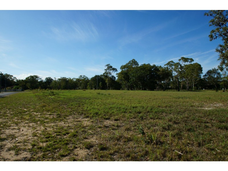 314 Sylvan Drive, Moore Park Beach QLD 4670