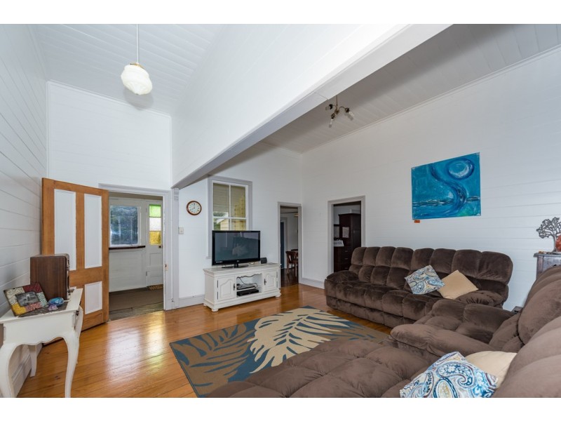 48 Elliott Street, Gin Gin QLD 4671