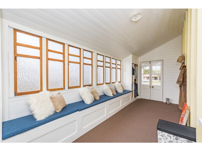 48 Elliott Street, Gin Gin QLD 4671