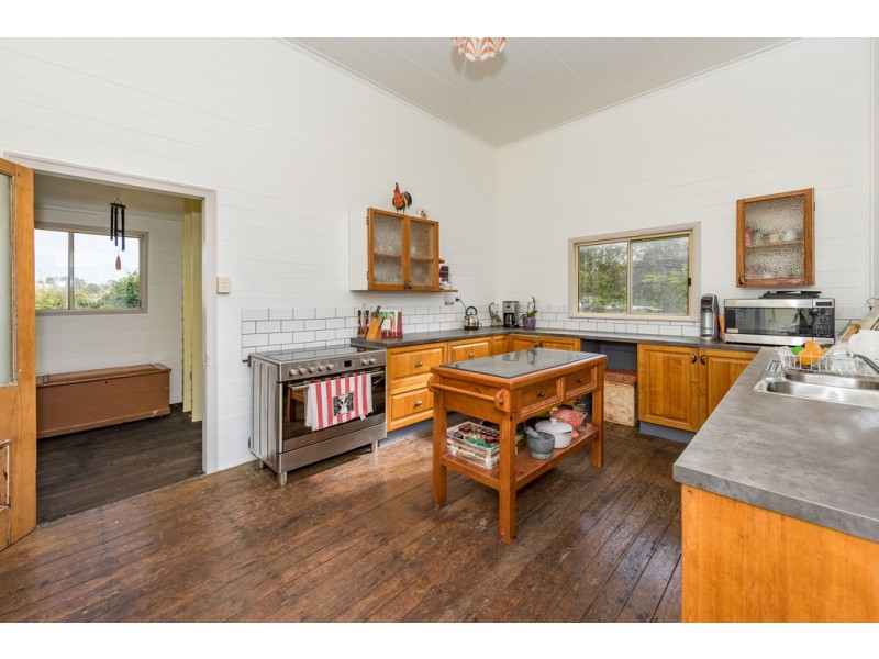 48 Elliott Street, Gin Gin QLD 4671