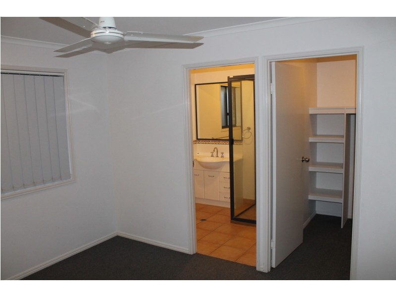 124 Clearview Avenue, Thabeban QLD 4670