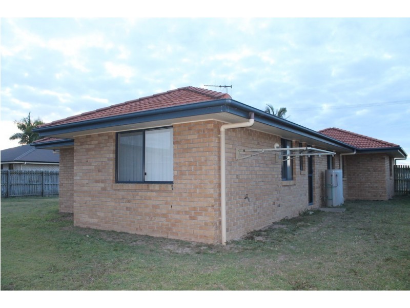 124 Clearview Avenue, Thabeban QLD 4670