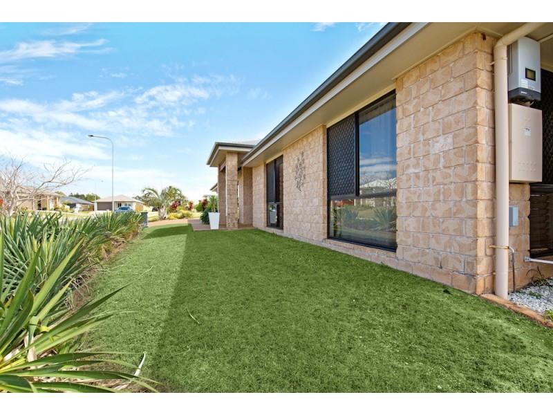 2 Banner Court, Branyan QLD 4670