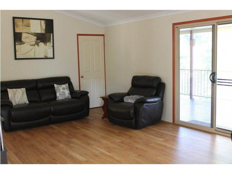 82 Bishops Road, Dalysford QLD 4671