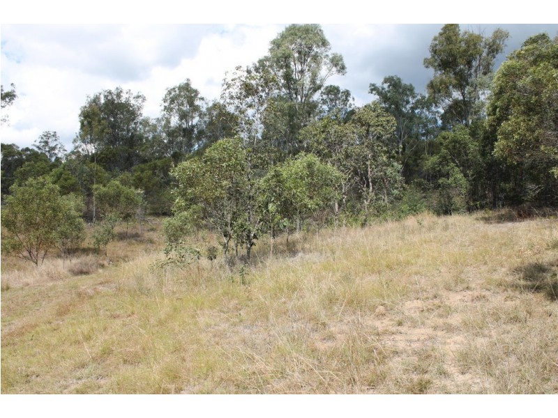 82 Bishops Road, Dalysford QLD 4671