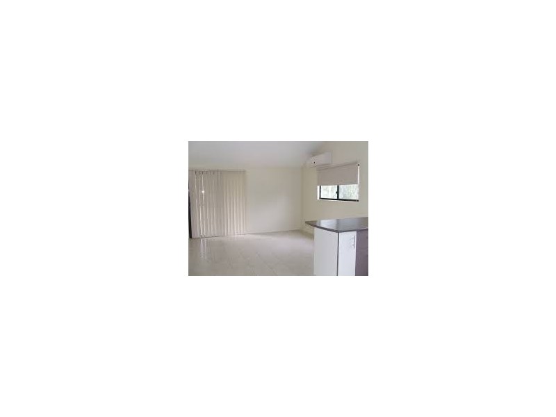 2/12 Elliott Street, Gin Gin QLD 4671
