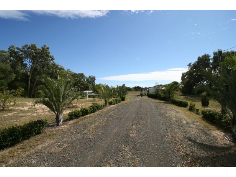 26 Sylvan Drive, Moore Park Beach QLD 4670
