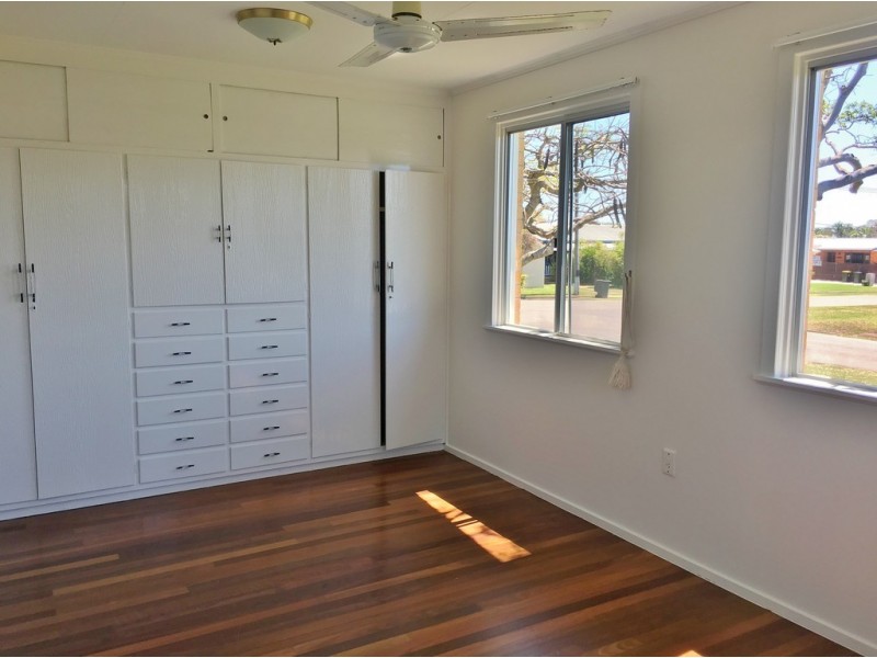 4 Dixon Street, Kepnock QLD 4670