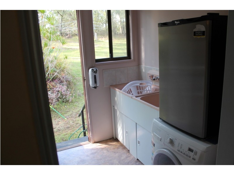 85 Michelles Road, Horse Camp QLD 4671