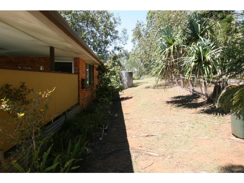 8 Forsyth Street, Gin Gin QLD 4671